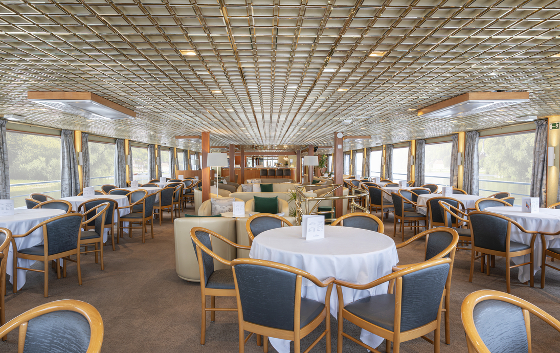 MS Botticelli_Innen_Salon_Bar_05 - ©Corinne-Cotard