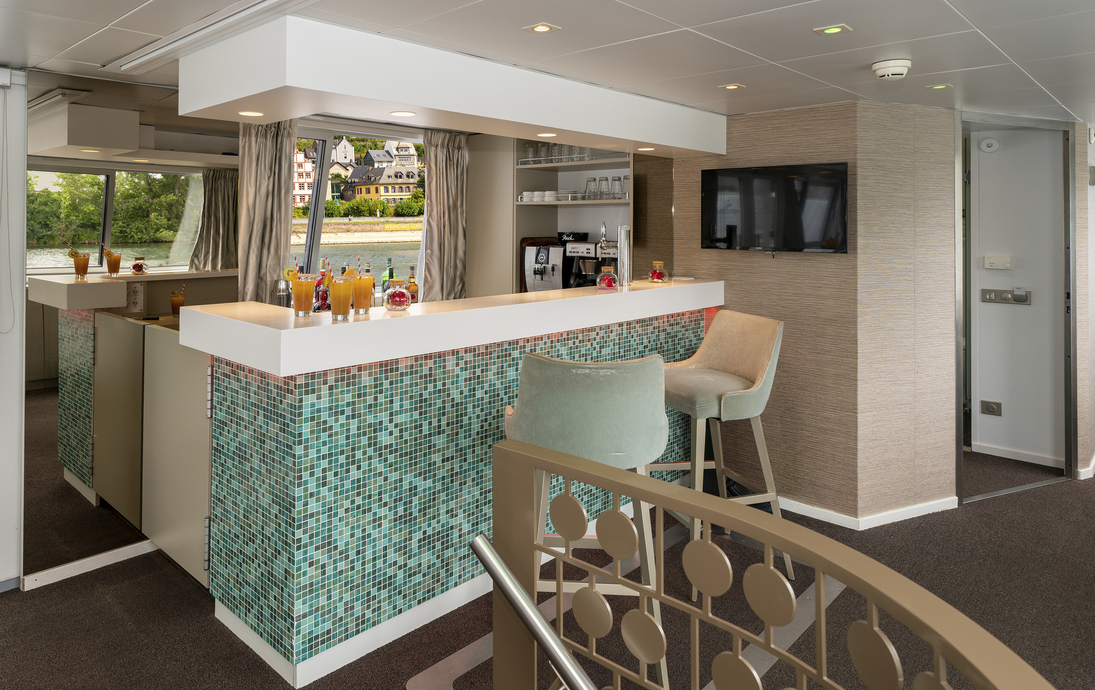 MS Daniele Bar Salon 2 - ©croisieurope