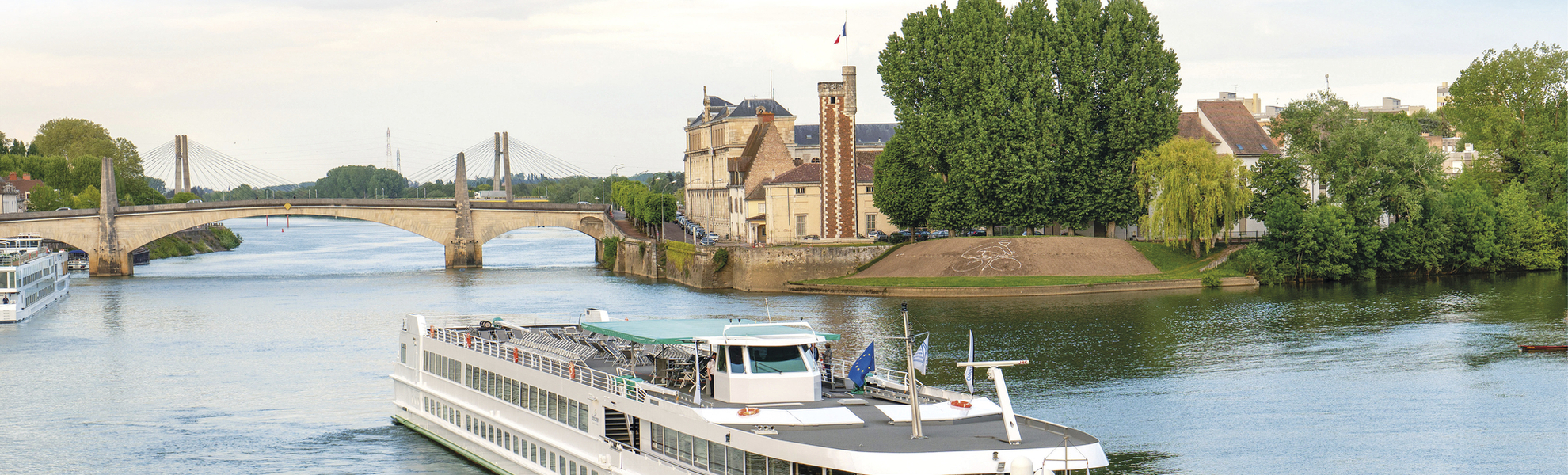 MS Mistral auf der Rhône - 305557©Denis Merck