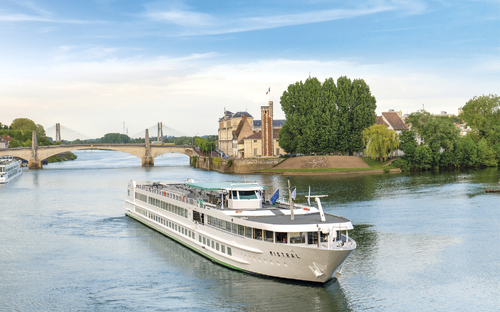 MS Mistral auf der Rhône