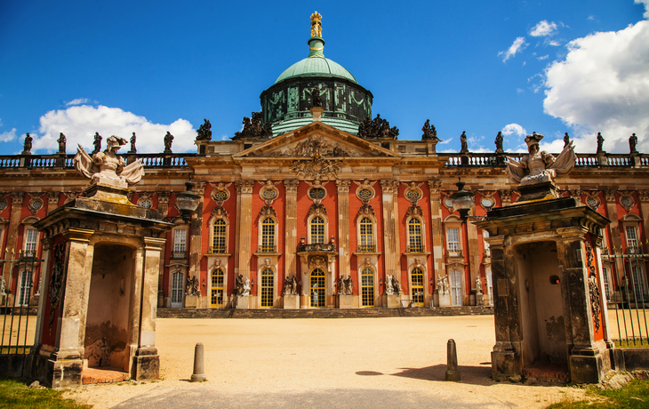 Schloss Sanssouci in Potsdam, Deutschland - © Natalia Kempin - stock.adobe.com