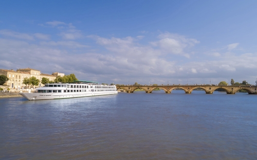 MS Cyrano de Bergerac vor Libourne