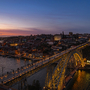 Porto bei Nacht
