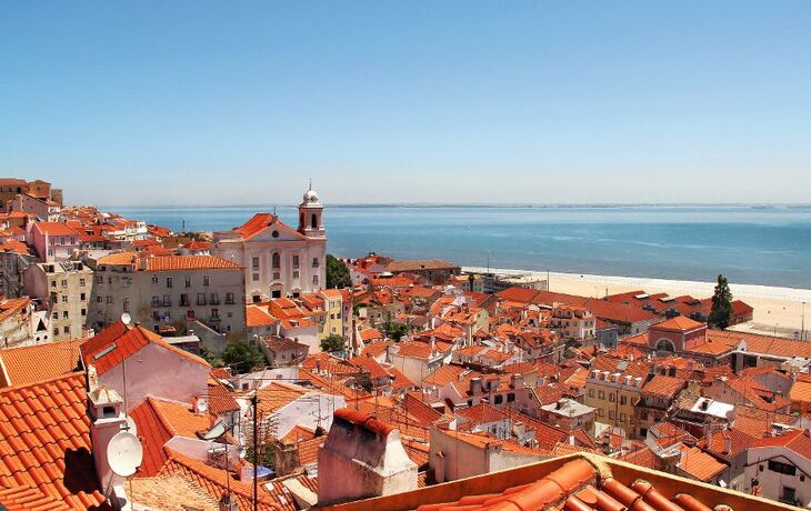 Beautiful view of Lisbon city, Portugal - © Tanouchka - Fotolia