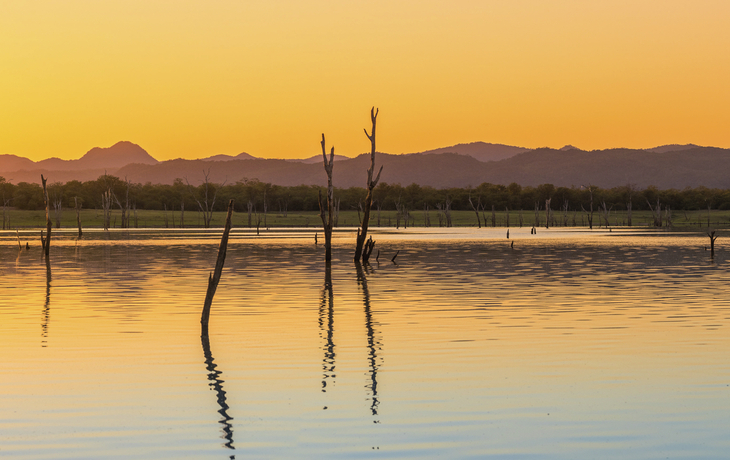 Kariba See, Draußen, Safari, Boottour, Sonnenuntergang, Wasser - 601517©Kevin Hogan