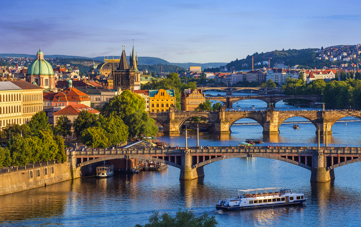 Karlsbrücke von Prag, Tschechische Republik - ©Noppasinw - stock.adobe.com