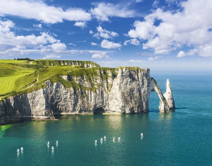 Klippen von Étretat in der Normandie, Frankreich - © Pixel & Création - Fotolia