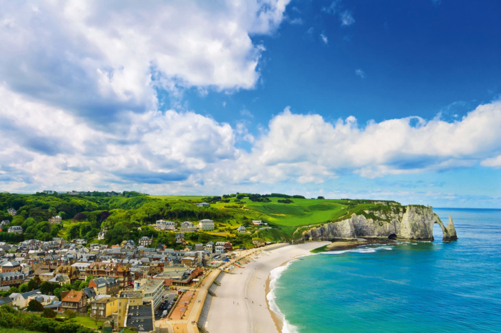 Klippen von Étretat in der Normandie, Frankreich - © stevanzz - Fotolia