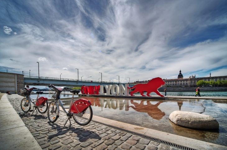 am Ufer der Rhône in Lyon - © clarom69 - Fotolia