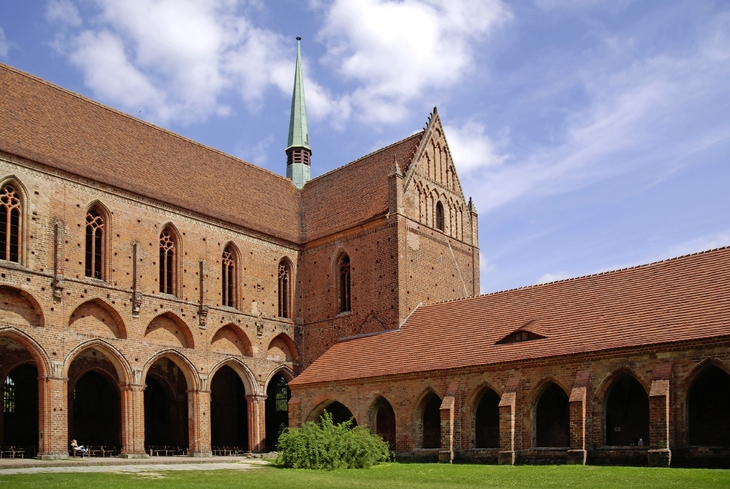 Klosterkirche im Zisterzienserkloster Chorin - © meseberg - Fotolia