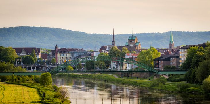 Fluss Weser in Minden - © Christian Schwier - stock.adobe.com