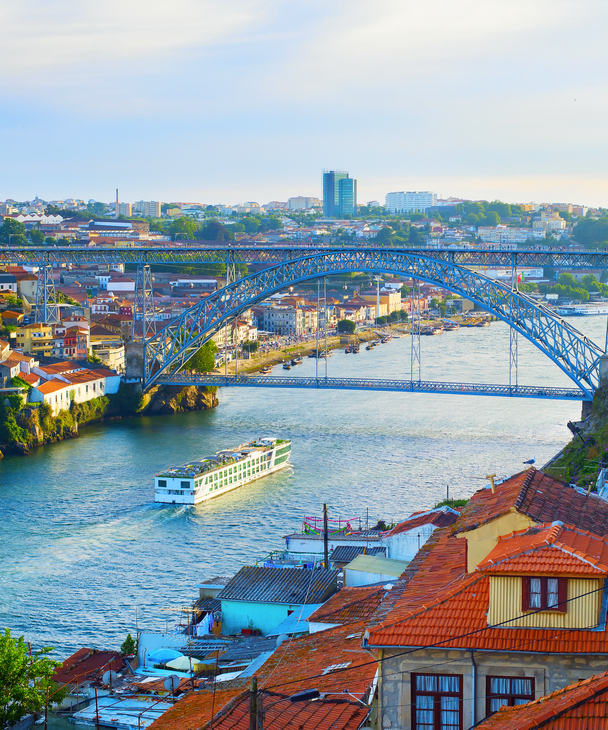 Ponte Dom Luís I-Brücke in Porto - © joyt - stock.adobe.com