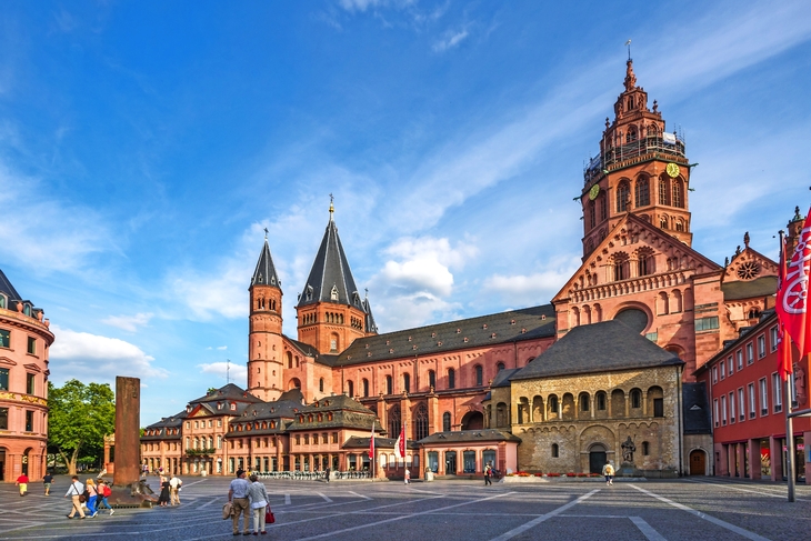 Mainzer Dom am Domplatz  - © pure-life-pictures - Fotolia