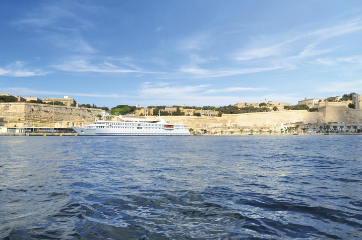 MV La Belle de L'Adriatique - 265359©Luke Urban