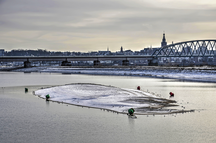 neuer Kanal der Waal in Nimwegen - ©Frans - stock.adobe.com