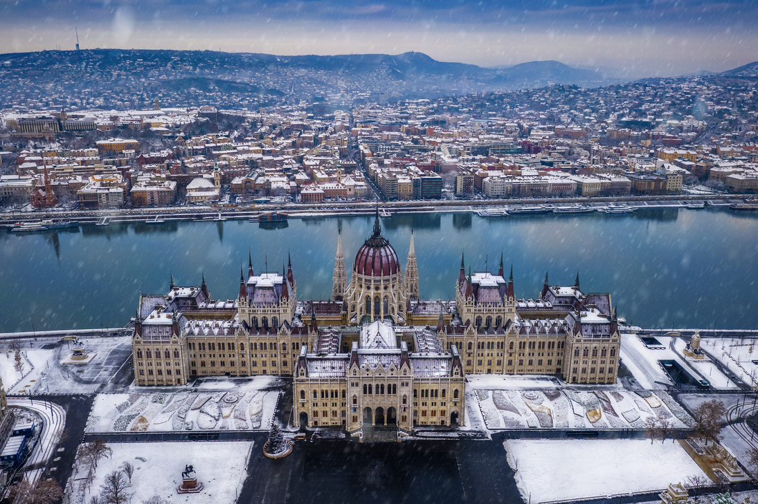 Budapest im Winter - © zgphotography - stock.adobe.com