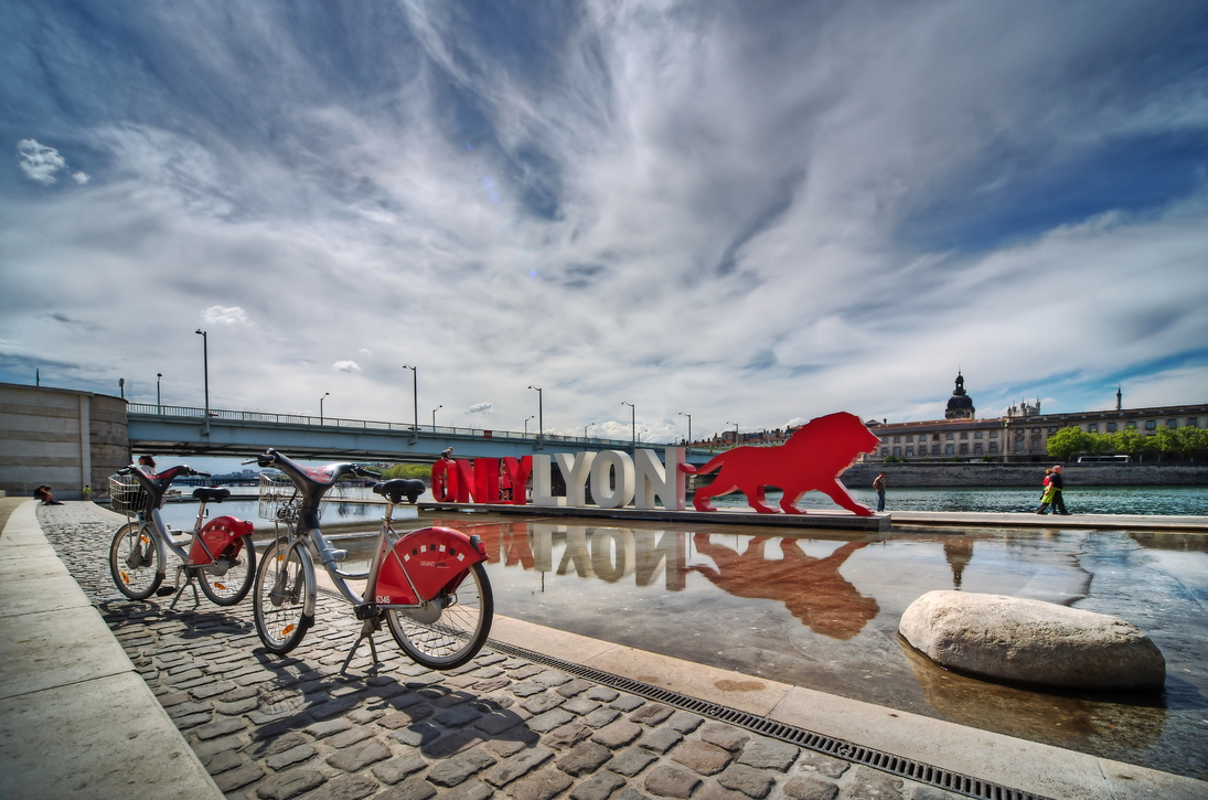 am Ufer der Rhône in Lyon - © clarom69 - Fotolia